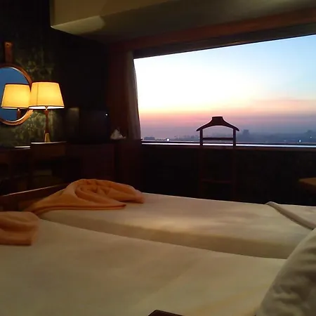 Hotel Miradouro 2*